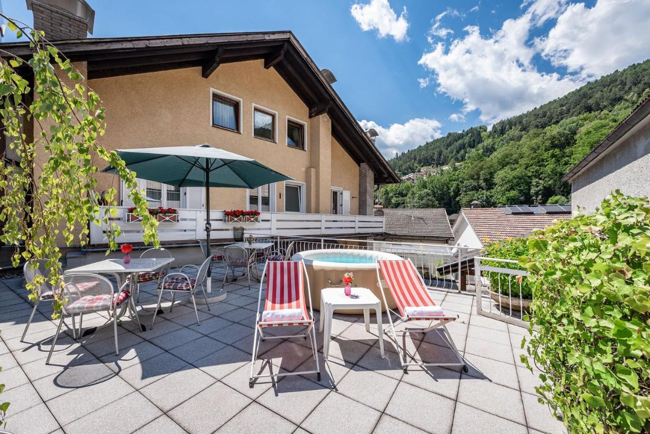 Hotel Weisse Lilie - B&B Rio di Pusteria Exterior photo