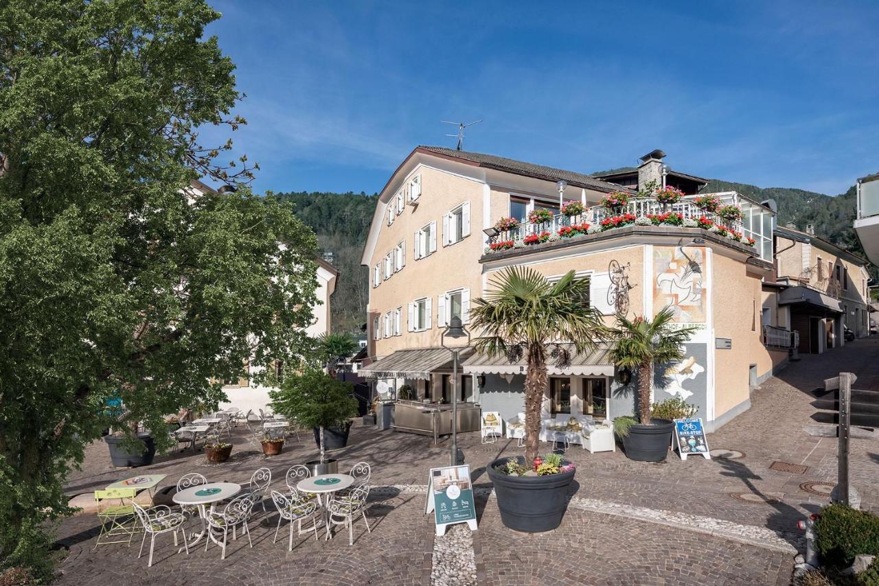 Hotel Weisse Lilie - B&B Rio di Pusteria Exterior photo
